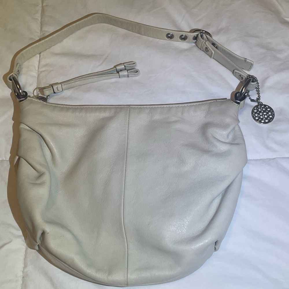Cream Coach bag with rare OP Art silver nickel metal bag charm hang tag. - Picture 10 of 13